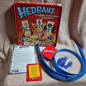 Hedbanz The Quick Question Game of What Am I Family Board Game *Please Read*